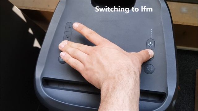 Jbl Partybox 300 100% Volume AC Bass Test! смотреть онлайн