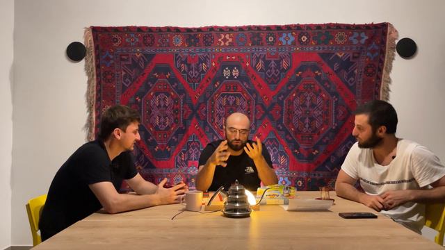 Магомед Ахмаев :Логика, Критическое мышление , игра го I Чай с Чабрецой #17 смотреть онлайн