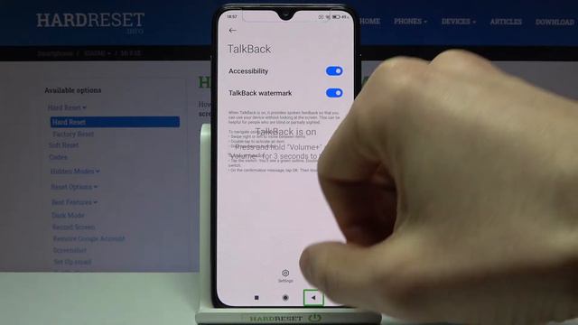 How to Enable TalkBack in XIAOMI Mi 9 SE – Activate TalkBack смотреть онлайн