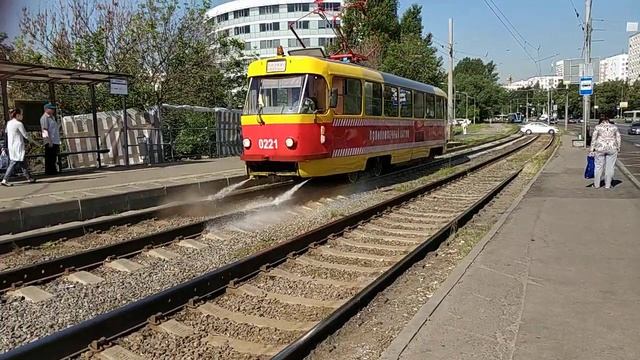 Трамвай. "Поливомоечный" смотреть онлайн