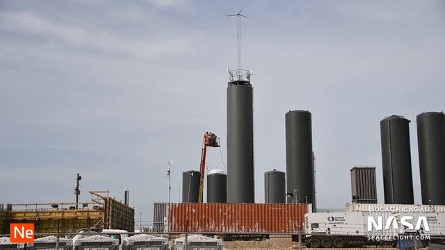 SpaceX Boca Chica - Raptor SN27 set for Starship SN5 Installation смотреть онлайн