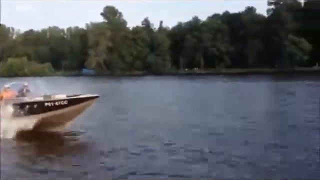 Crestliner Super Hawk 1800 c мотором 140 л.с..wmv смотреть онлайн