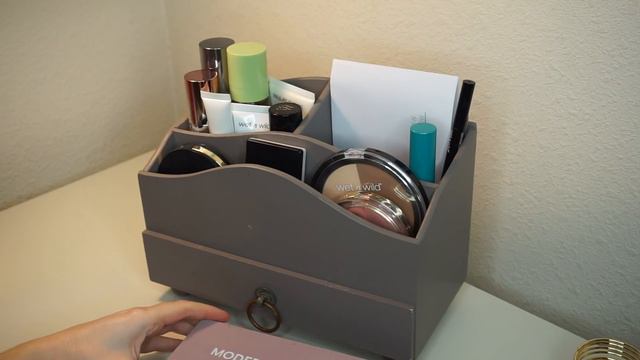 EVERYDAY MAKEUP BASKET: February | Shop my Stash смотреть онлайн