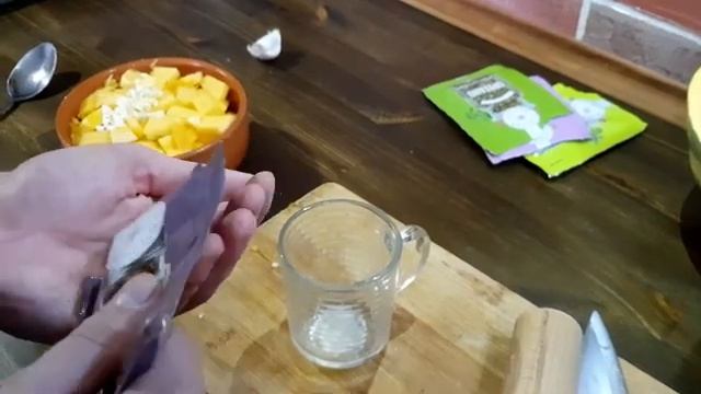 Вкусное веганское блюдо из тыквы в духовке. Постная кухня. Запеченая тыква с чесноком и травами смотреть онлайн