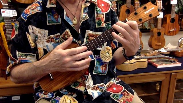 "Tiny Bubbles" on Kamaka HP 1L Curly Koa Longneck Pineapple Soprano #3528 @ Ukulele Mania, Tokyo смотреть онлайн