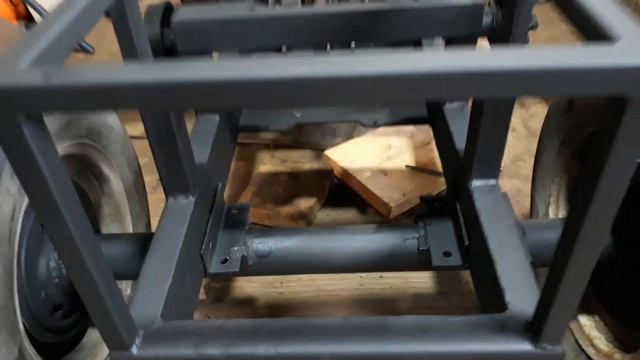 Как сделать натяжник гусеницы на минитрактор. Самодельный гусеничный минитрактор. 8 серия смотреть онлайн