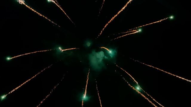 These FIREWORKS are AMAZING!!! смотреть онлайн