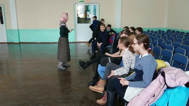 Викторина по русскому народному костюму в МОБУ "Гимназия №7" г.Арсеньева смотреть онлайн