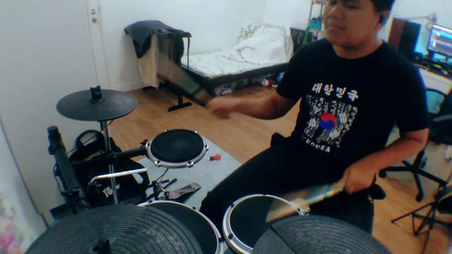 Royal Blood - Out Of The Black (Drum Cover by Nazman Rosman) смотреть онлайн