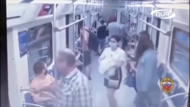 Таджик обезвредил преступника и спас пассажиров метро смотреть онлайн