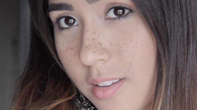 PECAS FALSAS (FÁCIL) | GEORGINA HAGE смотреть онлайн