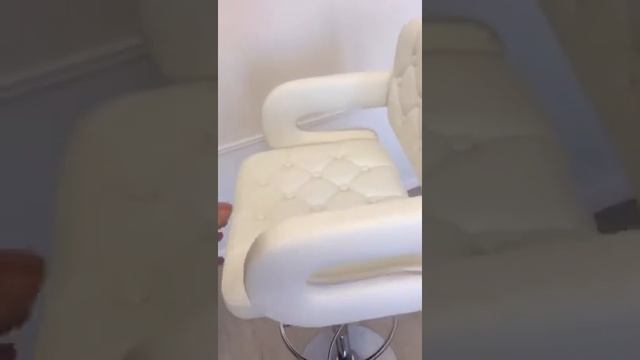 Стул визажиста "Gregor" белый смотреть онлайн