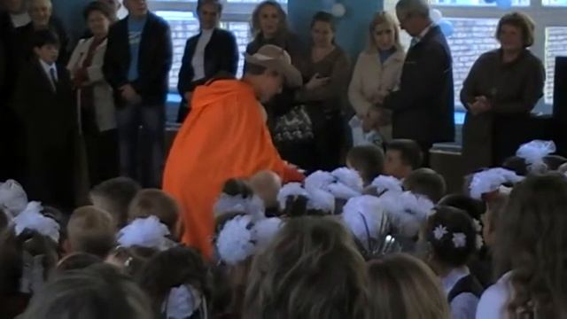 1 сентября 2012 Школа №9 Новомосковск смотреть онлайн