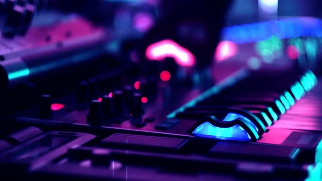 Creepy Drone / Ambient Jam With Bass Station II смотреть онлайн