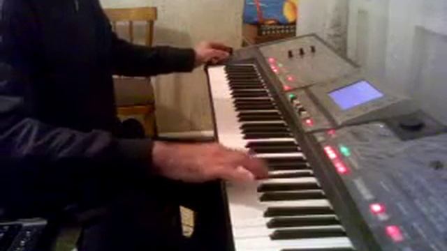 зява. интересно однако сыграл)). смотреть онлайн