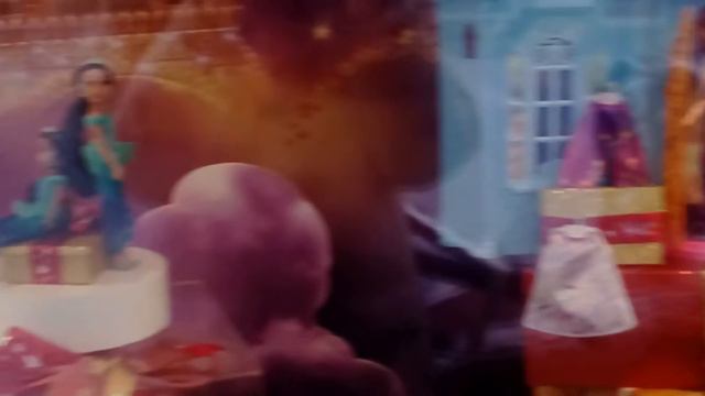 Кекс гуляет по Рождественскому базару в Германии (Пекинес / Pekingnese) смотреть онлайн