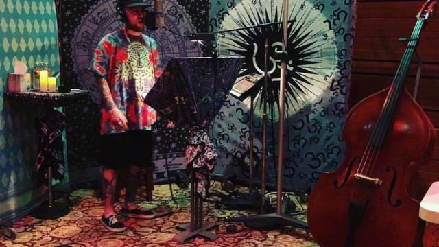 Mac Miller & Njomza - Creatures Of The Night смотреть онлайн