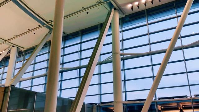 TORONTO PEARSON AIRPORT – TERMINAL 1 – TORONTO, CANADA – 4K WALK