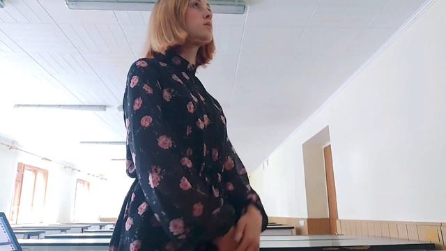 Vivienne Mort - Час (Vocal - Yuliia Reshytniakova, Guitar - Bondarenko Danyl) смотреть онлайн