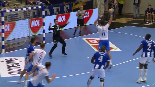 A TEENAGER leads the RANKING! | TOP SAVES | Round 1 | EHF Champions League Men 2023/24 смотреть онлайн