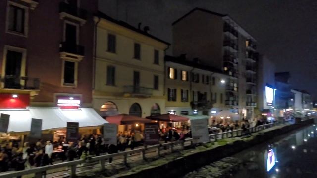 Walk with me to see milan night life- NAVIGLI milano,italy tour guide#walking #tourism смотреть онлайн