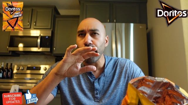 NEW Doritos Tangy Tamarind Flavor (Review) - VERY UNIQUE! смотреть онлайн