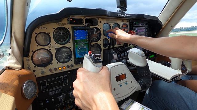 Beechcraft Baron 58TC AVIDYNE WORLD CLASS UPGRADE - PART 2 of this installation смотреть онлайн