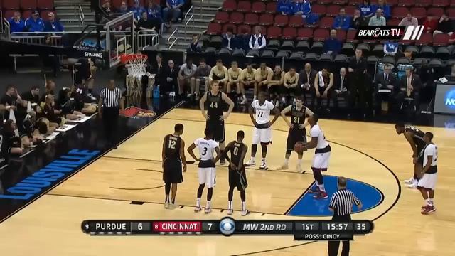 Men's Basketball Preseason: Dan Hoard Sits Down With Octavius Ellis