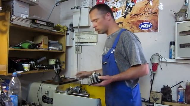 Хонинговка цилиндра скутера смотреть онлайн