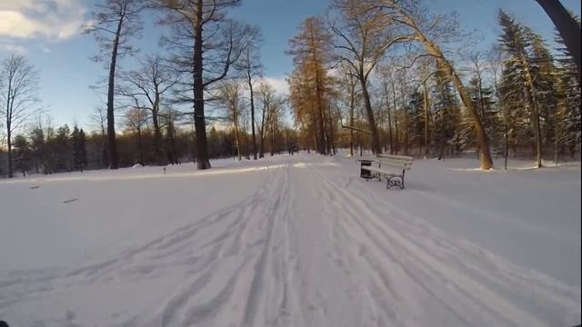 Зимой через парк смотреть онлайн