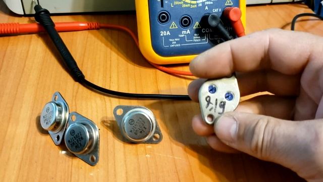 АМФИТОН 75У-101С (35У-101С) ремонт, апгрейд. Часть 4, начинается пайка. смотреть онлайн