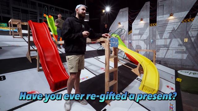 We Played Chutes and Ladders in Real Life! смотреть онлайн