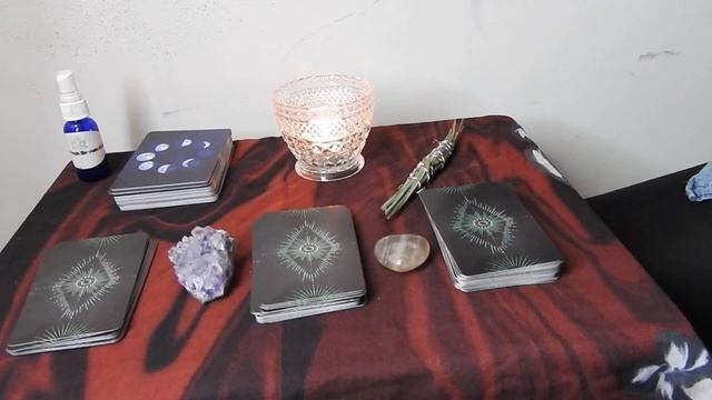 Planetary Aspects, Tarot, and a Herb смотреть онлайн