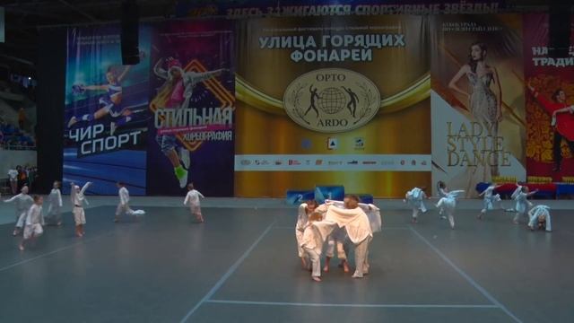 Студия совр. хореографии Коллектив «Надежда» эстрадный танец «Сон час Непосед» 7-9 лет смотреть онлайн
