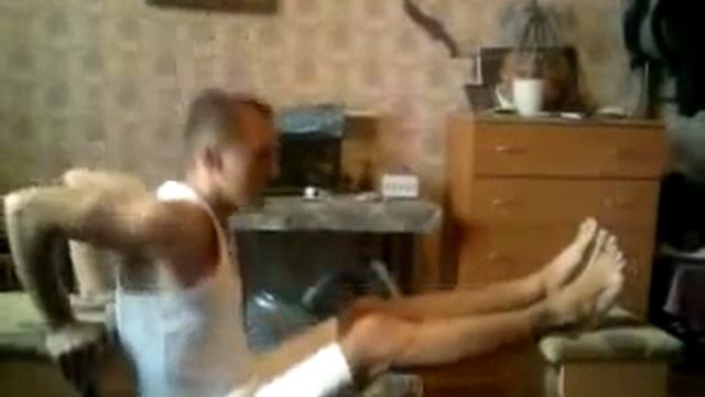 Как научится отжиматся на брусьях дома смотреть онлайн