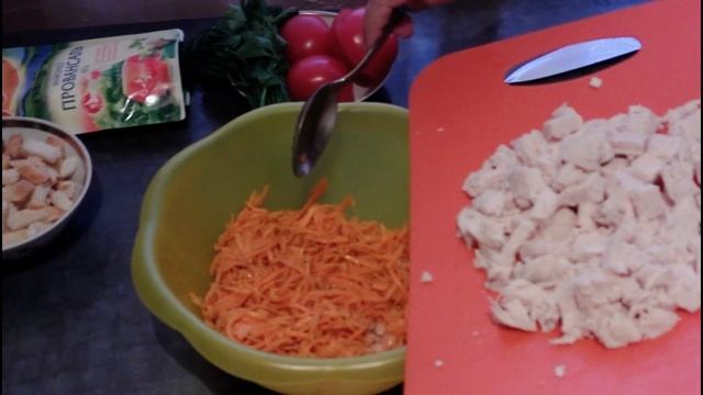 САЛАТ ИЗ БЕЛОЙ ФАСОЛИ С КУРИЦЕЙ И СУХАРИКАМИ.ОЧЕНЬ ВКУСНО И СЫТНО смотреть онлайн