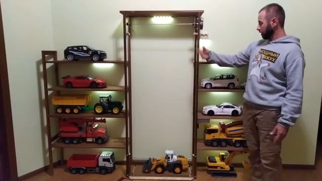 Необычный интерьер детской. Стеллаж для игрушек с лифтом. смотреть онлайн