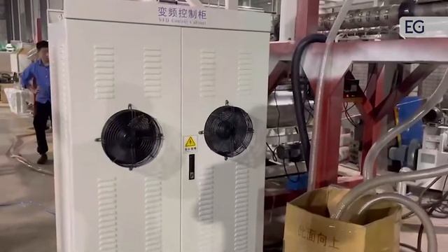 Экструдер для производства стрейч пленки XHD L55/75x1250 смотреть онлайн