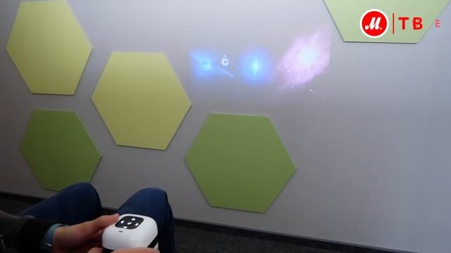 Распаковка и тест-драйв мини-кинотеатра Cinemood Storyteller