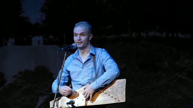 Алесь Чумаков перевод песни Арика Круппа "10 звезд" на белорусский язык смотреть онлайн