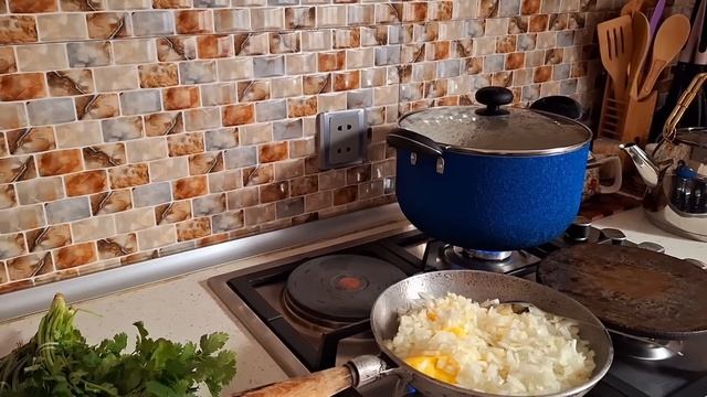 VLOG300 #bol söhbətli biş-düşlü vlog?? #vineqret #kələm dolması #lobya şorbası??? смотреть онлайн