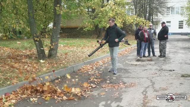 Воздуходувка бензиновая ранцевая Caiman Tornado PB700 в работе смотреть онлайн