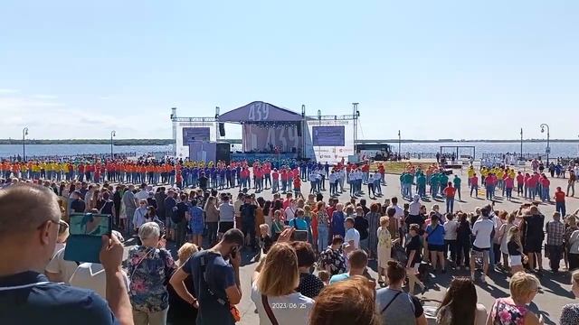 ФлешМоб Архангельск 25ин смотреть онлайн