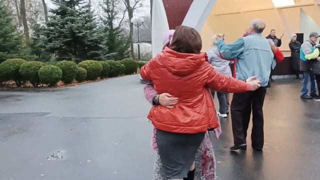 Харьков Танцы Вальс звучит, не грусти опять...?????4.11.2023 смотреть онлайн