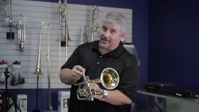 Oiling Your Cornet / Trumpet Valves смотреть онлайн