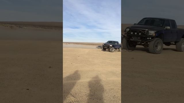 Trophy Crown Victoria LTD in Johnson Valley OHV смотреть онлайн