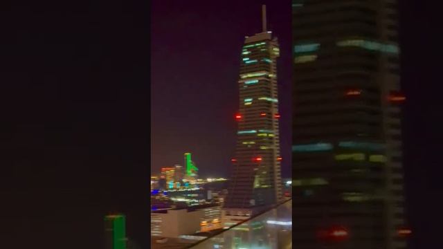 vue sur barhein au Sky bar смотреть онлайн