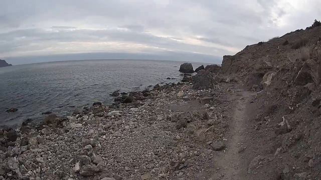 Опасная прогулка вдоль горы Алчак. смотреть онлайн