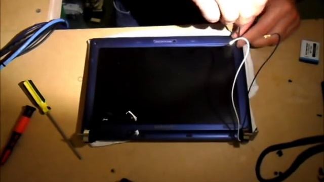 Samsung NC10 LCD Ribbon Cable смотреть онлайн
