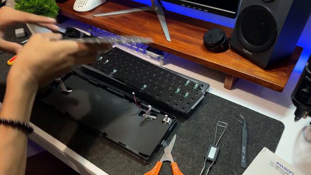 Rakk Pirah Plus + Akko Cream Yellow & Jelly Black - Creamy and Thocky Build! смотреть онлайн